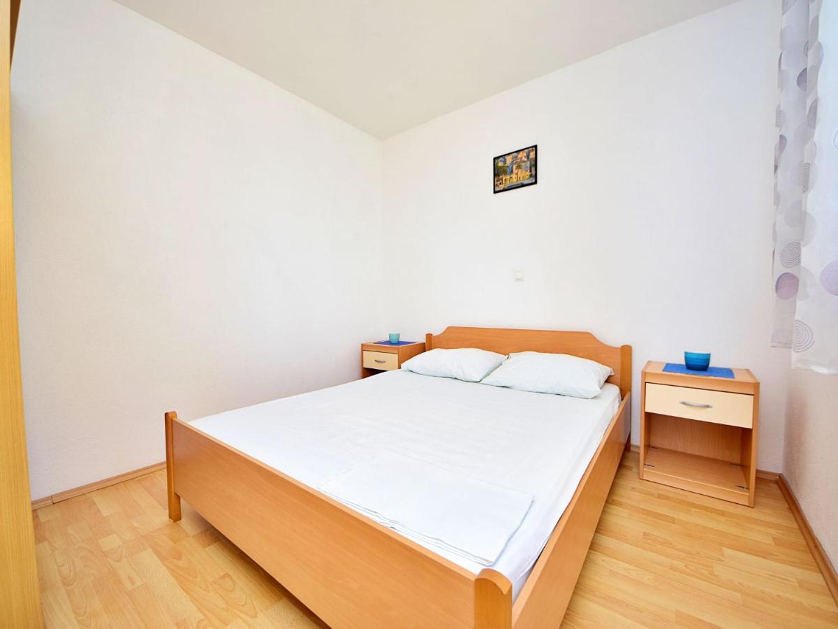 Holiday Home Tina - Hvr501 By Interhome Gdinj Esterno foto