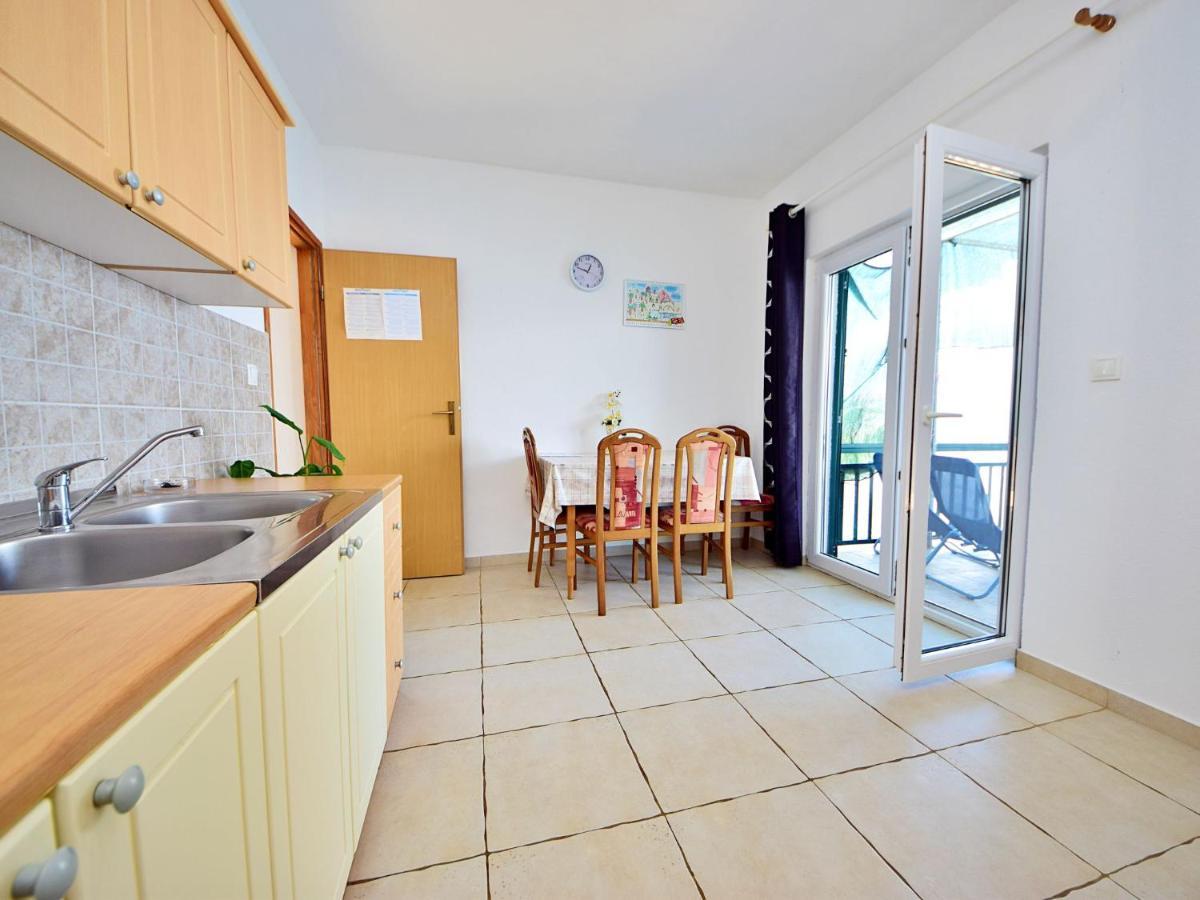 Holiday Home Tina - Hvr501 By Interhome Gdinj Esterno foto